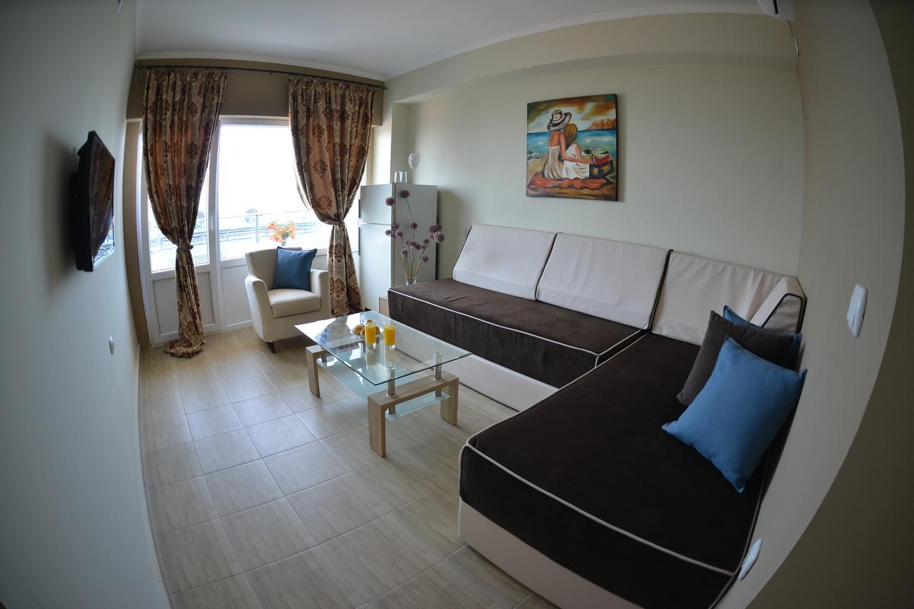 Crown Hotel Неа-Скиони Экстерьер фото